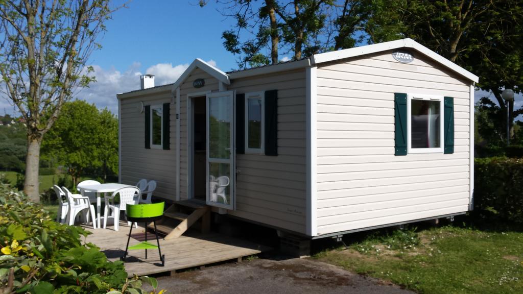 Camping Le Mont Joli Bois クリエル・シュル・メール エクステリア 写真